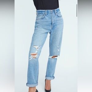 Light wash loose denim forum jeans. Distressed. Size 28L